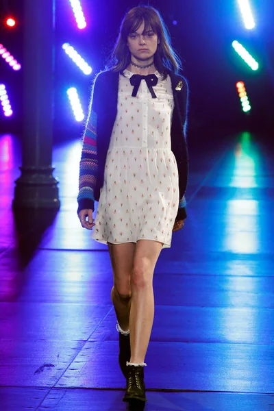 Look 26
